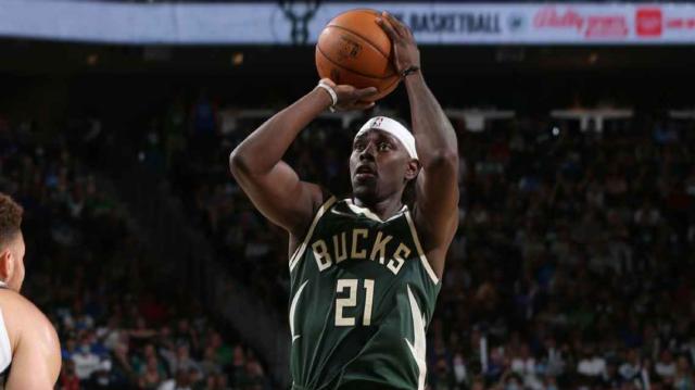 1632468646145086227.jpg i2.jpg